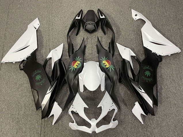 2019-2023 White Black Happy Face Kawasaki ZX6R Motorcycle Fairings Canada