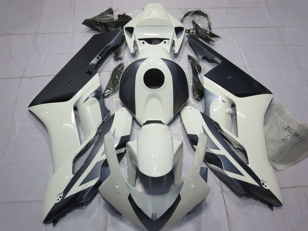 2004-2005 White Matte Black Honda CBR1000RR Motorcycle Fairings Canada