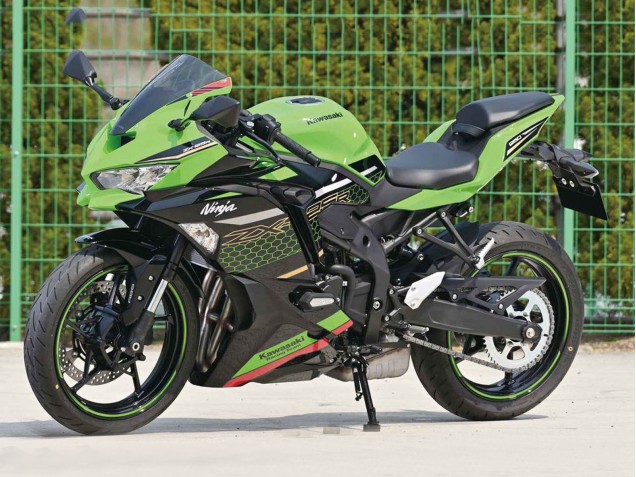 2019-2025 Green Black Red Honeycomb Kawasaki ZX25R ZX-25R Motorcycle Fairings Canada