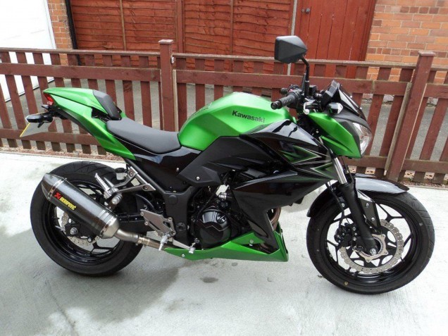 2015-2016 Green Matte Black Kawasaki Z250/Z300 Motorcycle Fairing Canada