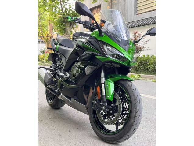2020-2025 Black Grey Green Ninja Kawasaki Z1000SX Motorcycle Fairings Canada