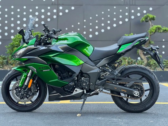 2020-2025 Green Ninja Kawasaki Z1000SX Motorcycle Fairings Canada
