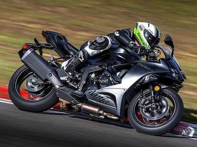 2023-2025 Matte Black Kawasaki ZX6R Motorcycle Fairing Canada