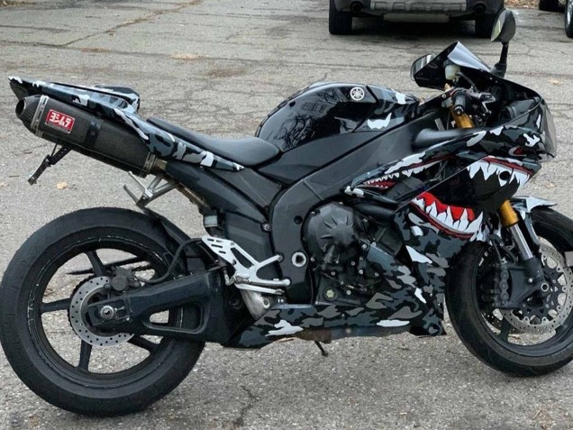 2007-2008 Grey White Camouflage Shark Yamaha YZF 1000 R1 Motorcycle Fairings Canada