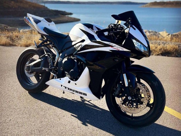 2007-2008 White Black Racing Honda CBR600RR Motorcycle Fairings Canada
