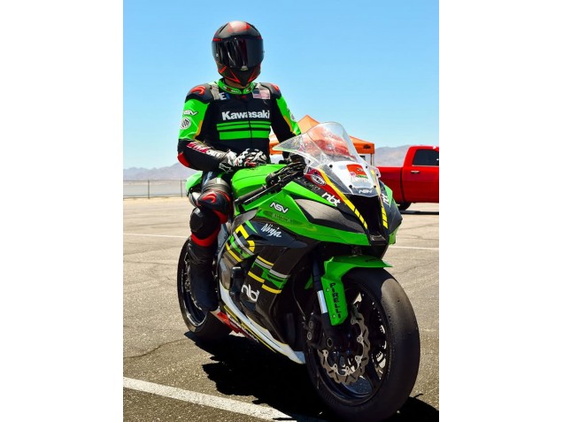 2011-2015 Green Yellow White Black Red Pirelli Kawasaki ZX10R Motorcycle Fairings Canada