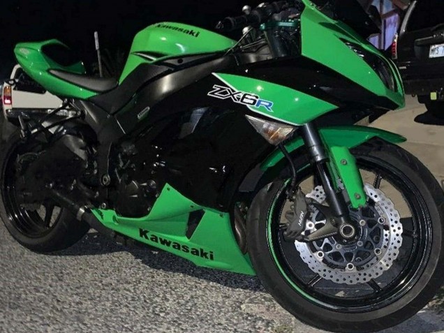 2009-2012 Green Glossy Black Kawasaki ZX6R Motorcycle Fairings Canada