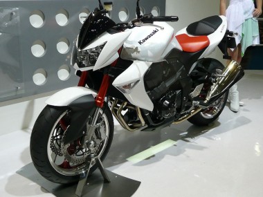 2003-2006 Pearl White Kawasaki Z1000 Motorcycle Fairings Canada