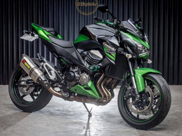 2013-2018 Green Glossy Black Kawasaki Z800 Motorcycle Fairings Canada