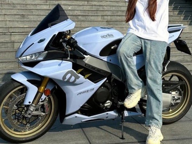 2021-2024 Matte Light Blue Aprilia RSV4 1100 Motorcycle Fairings Canada