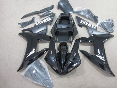 2002-2003 Glossy Black Matte Black White Yamaha YZF R1 Motorcycle Fairings Canada